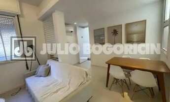 Imagem 7: Apartamento de 2 quartos à venda no Leblon, Reformadissimo, 1 vaga, na Venâncio Flores