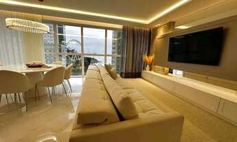 Imagem 6: Apartamento para locação anual do Ed Skyline no bairro Pioneiros - Balneário Camboriú - SC