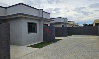 Imagem 3: Casa aconchegante em condomínio seguro com amplo terreno