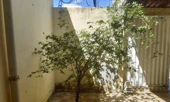 Imagem 3: Casa à venda, localizada na cidade de Montes Claros, no Centro