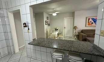 Imagem 2: APARTAMENTO NA QUADRA DO MAR NA MEIA PRAIA