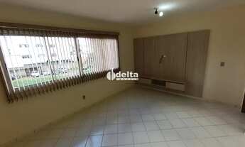 Imagem 2: Apartamento com 2 quartos sendo 1 suite disponível para locação no bairro Osvaldo Rezende