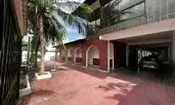 Imagem 4: ALEIXO. ALUGO CASA COM 2 PISOS, 5 QUARTOS SENDO 2 SUITES, SALA PARA 2 AMBIENTES E 2 VAGAS