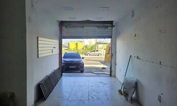 Imagem 2: Loja Lauro de Freitas - 180m2 incluso mezanino