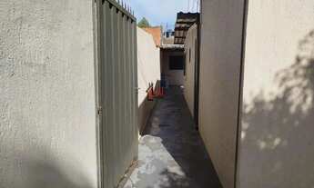 Imagem 3: Casa para Venda em Presidente Prudente, CECAP, 3 dormitórios, 1 banheiro, 2 vagas