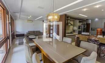 Imagem 4: Casa à Venda - Floresta, 3 Quartos, 315 m2