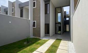 Imagem: Casa Duplex Solta à Venda no Bairro Edson