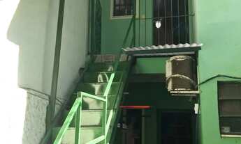 Imagem 2: Alugo Kit Net em frente a Praça da Venda da Cruz