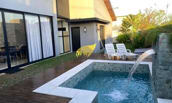 Imagem 2: Casa de Luxo no Florais do Valle: 3 Suítes, Piscina Aquecida e Acabamentos de Alta Qualida