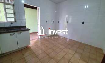 Imagem 3: Casa disponível para locação no Bairro Universitário, com 3 quartos, 1 suíte próxima à Uni