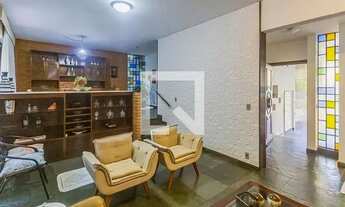 Imagem: Casa à Venda - Mangabeiras, 4 Quartos