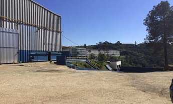 Imagem 3: Excelente Galpão Industrial, com área de 2000m² com belíssimo espaço