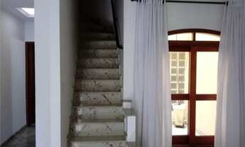 Imagem 2: Sobrado em condomínio fechado para venda com 159 metros quadrados com 3 quartos