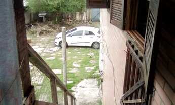 Imagem 2: Casa para venda com 384 metros quadrados com 3 quartos