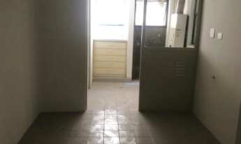 Imagem 6: Apartamento em Moema para venda com 2 dormitórios, com quarto de empregada, 2 banheiros