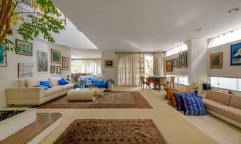 Imagem 3: AMPLA CASA PERFEITA PARA MODERNIZAR!! LAZER PRIVATIVO!!