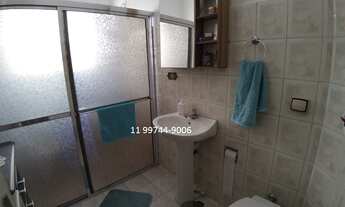 Imagem 2: Sobrado de 280m² próximo ao metrô, com quartos bem amplos