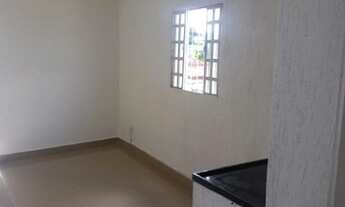 Imagem 3: VENDO ÓTIMA KIT COM VARANDA DE FRENTE, LOCALIZADO NA SUCUPIRA DO RIACHO FUNDO 1