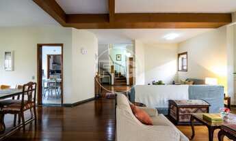 Imagem 7: CASA MONTEZUMA - JARDIM DAS BANDEIRAS - Venda - 300 m² - 4 Quartos (2 Suítes) - 4 Vagas