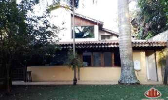 Imagem 5: Caso no Terceiro Lago, ao lado do Solo Sagrado