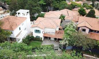 Imagem 3: Excelente casa à venda no Pacaembu localizada em rua tranquila e sem saída