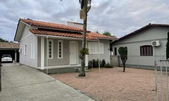 Imagem: Òtima Casa no Rio Maina com Edícula Àrea