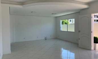 Imagem 5: 3 casas Geminadas com 220 m² cada