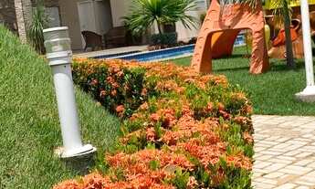 Imagem 3: Casa de condomínio para venda e aluguel possui 130 metros quadrados com 3 quartos