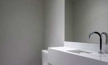 Imagem 6: Apartamento reformado com 94m² de área útil, com 3 dormitórios sendo 1 suíte, 2 vagas