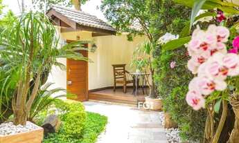 Imagem 6: Casa à Venda na Vila Madalena - 420m² úteis - 5 dorms. - 4 suítes - Piscina - 6 Vagas!!!