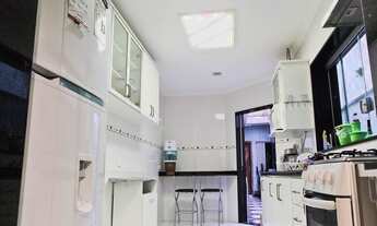 Imagem 7: Casa para venda possui 122 metros quadrados com 6 quartos em Cambuci - São Paulo - SP