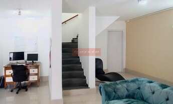 Imagem 4: Sobrado com 3 dorm , sala 2 ambiente, 2 Wcs, cozi, area s., 1 vaga. Otimo local