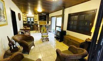 Imagem 5: CASA MOBILIADA 3 DORMITORIOS 1 SUÍTE EM GRAMADO