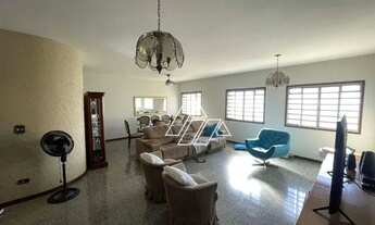 Imagem 2: Casa com 3 dormitórios para alugar, 250 m² por R$ 4.000,00/mês - Alto Cafezal - Marília/SP