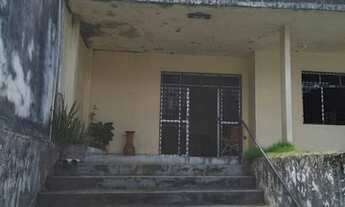 Imagem 4: Casa para aluguel ou venda possui 300m2 com 3 dormitórios. Excelente para o ramo comercial