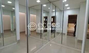 Imagem 6: Casa em condomínio para aluguel, 4 quartos, 4 suítes, 2 vagas, MORADA DA COLINA - Uberlând