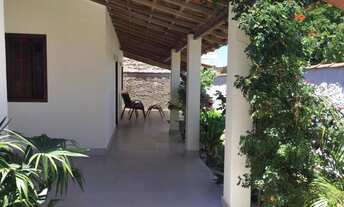 Imagem 3: Linda casa com piscina na cidade nova