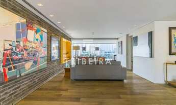 Imagem 2: Imóvel de 317m², com 3 suítes