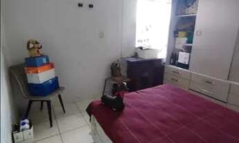 Imagem 6: Casa com 4 Quartos - Novo Aleixo/ Financia/ estudo Propostas em dinheiro