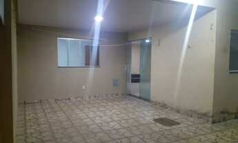 Imagem 2: ALUGO CASA DE 03 QTS, TODA NO BLINDEX, GARAGEM R$ 1.700,00