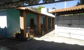 Imagem 3: CASA TÉRREA COM 353M² COM 4 QUARTOS (1 SUITE/CLOSET), COZINHA PLANEJADA E CHURRASQUEIRA