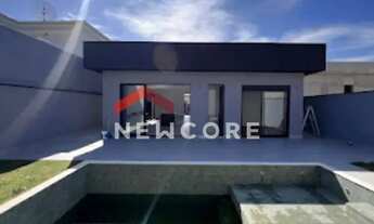 Imagem: Casa de condomínio em Rua Orestes Monteiro