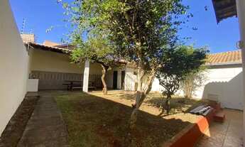 Imagem 3: Térrea para venda possui 125 metros quadrados com 4 quartos