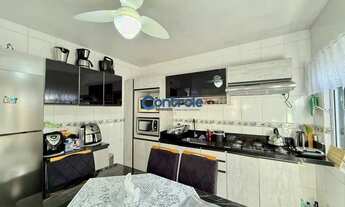 Imagem 5: Casa c/ 04 dormitórios no bairro Madrid em Palhoça/SC