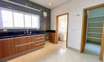 Imagem 3: Casa à venda em Santana de Parnaíba, Alphaville, com 3 suítes, com 250 m², Gênesis 2