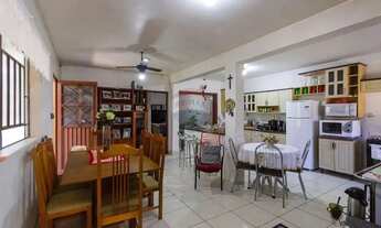 Imagem 3: Casa ampla no Bairro Nossa Senhora do Rosário 6 dormitórios (2 suítes), 5 banheiros, churr