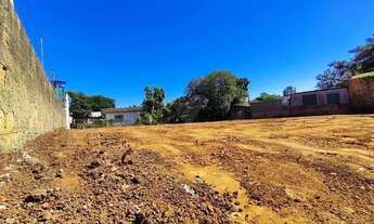 Imagem 2: Oriço Terreno / lote com aluguel por R$3.000 /mês