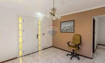 Imagem 7: Casa ampla 2 andares com 3 dormitórios e suíte no bairro Duque De Caxias