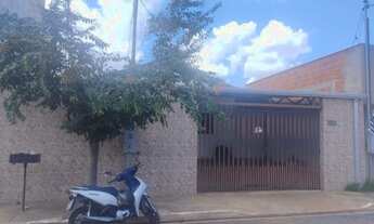 Imagem: Vende-se uma casa no bairro Aurilia Curvo