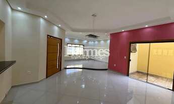 Imagem 7: Espaçosa Casa para Locação com 4 Dormitórios no Parque dos Servidores, Paulínia, SP - Conf